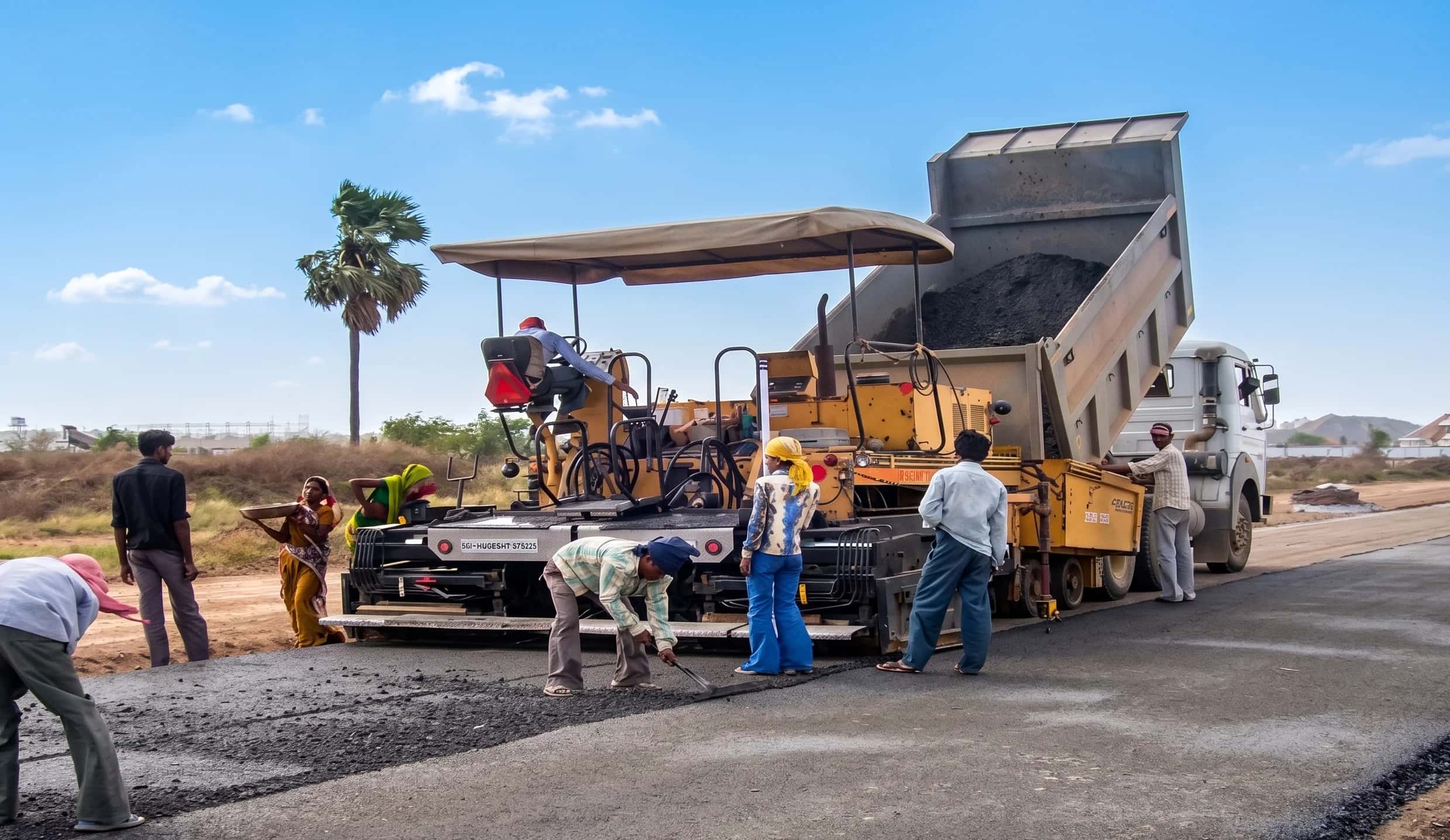 Rigid Cement Concrete (RCC) Road Construction Using Mechanical Sensor Paver Technology